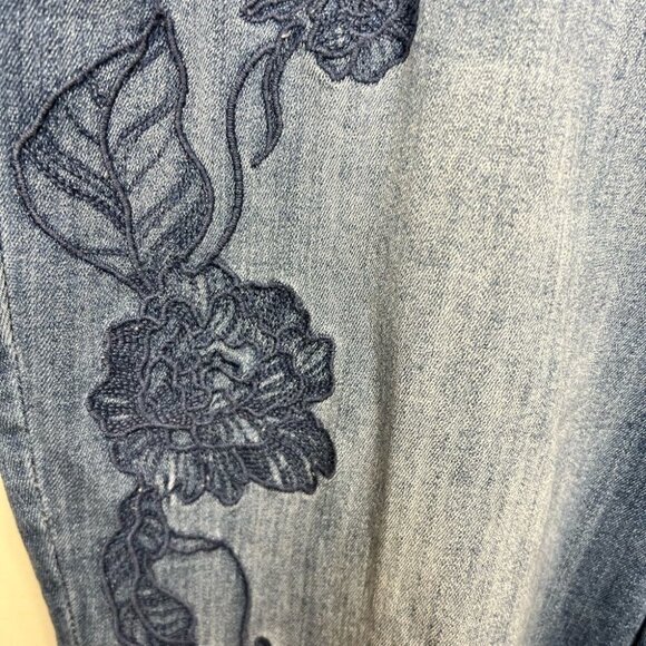 Pennington’s DC Embroidered High Rise Skinny Jeans Size 18 - Picture 4 of 11